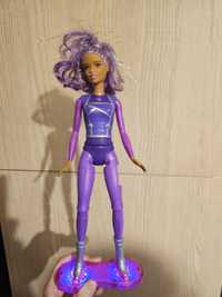 Lalka barbie surferka