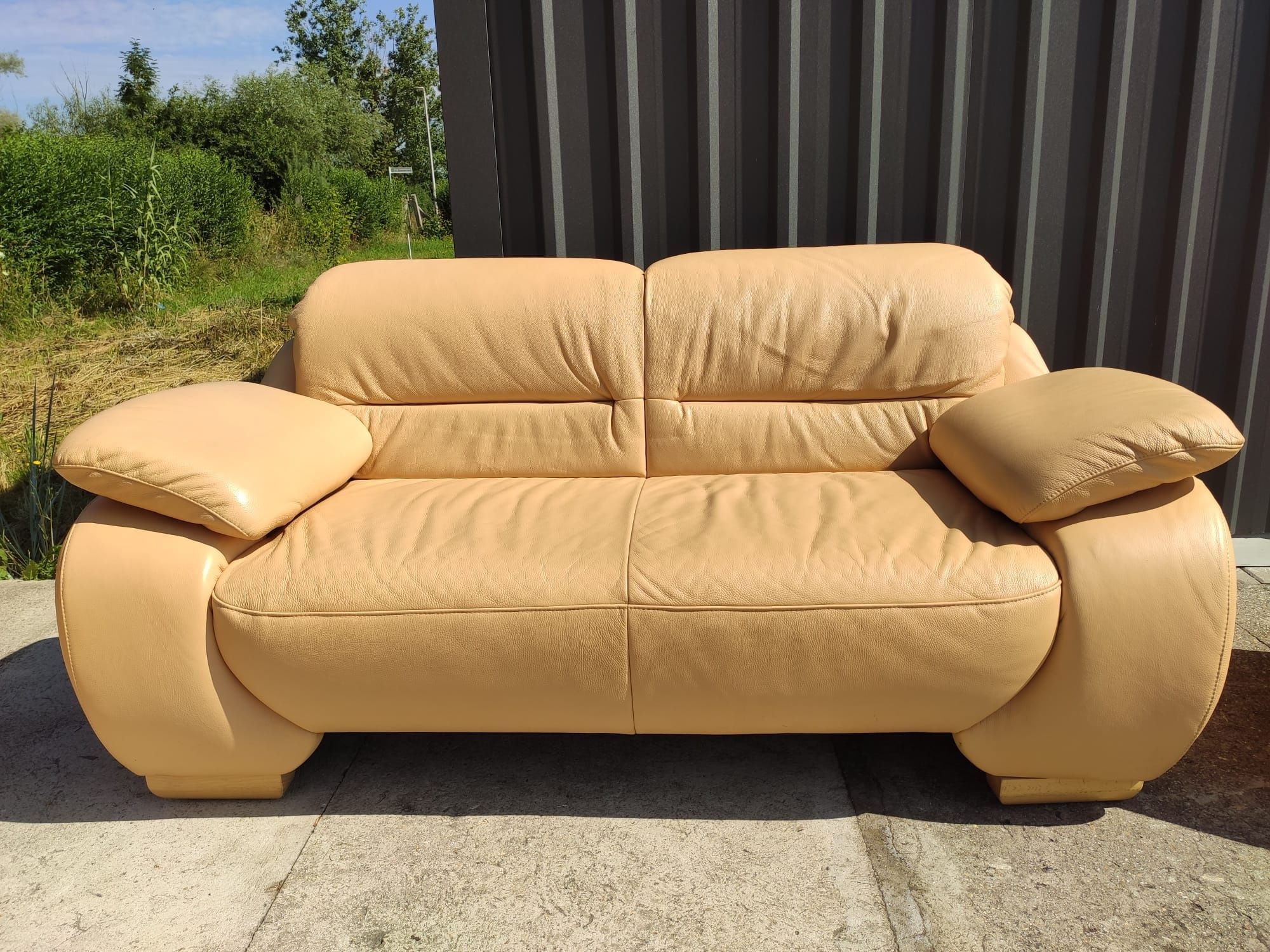 Sofa skórzana 3-osobowa+2-osobowa+pufa-skóra naturalna! Nowoczesny!