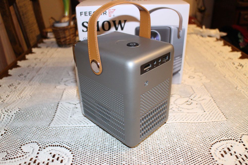 Rzutnik Mini Projektor TV LED Przenośny Full HD WiFi 5G Bluetooth NOWY