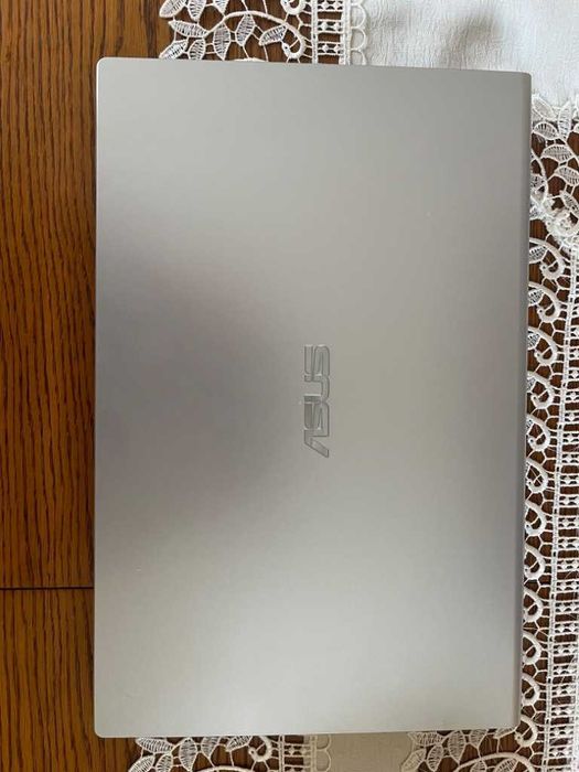 Laptop Asus 15,6 / i3-1005G1 / 8GB RAM / SSD 256GB / Windows 11