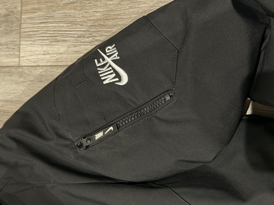 Продам зимову куртку в чудовому стані.