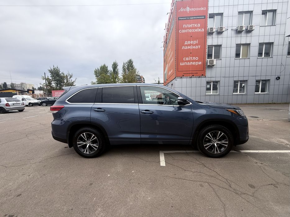 Toyota Highlander 2017 AWD 3.5 V6  Відмінний стан  110 000 км
