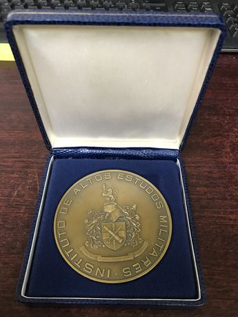 Medalha do Instituto de Altos Estudos Militares