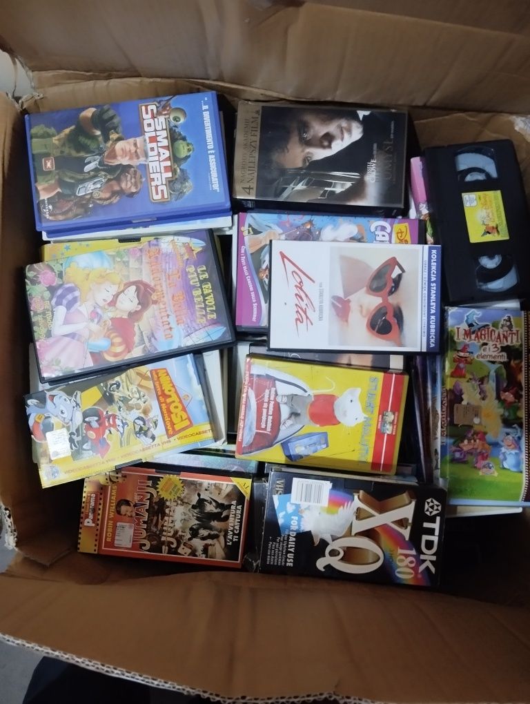 Kasety VHS na sprzedaż