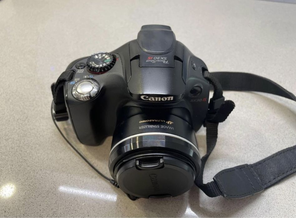 Canon PowerShot SX30 IS