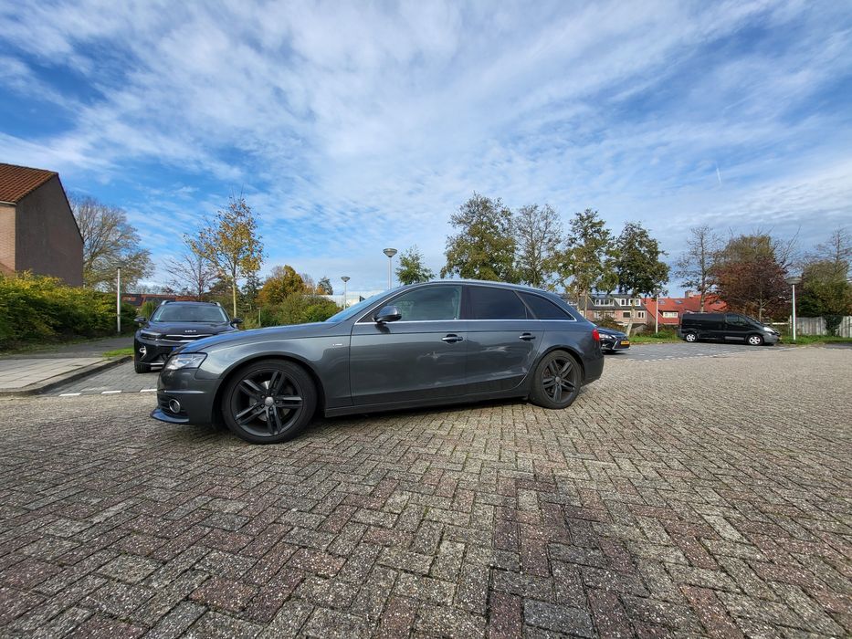 Audi a4b8 2.0 benzyna s line