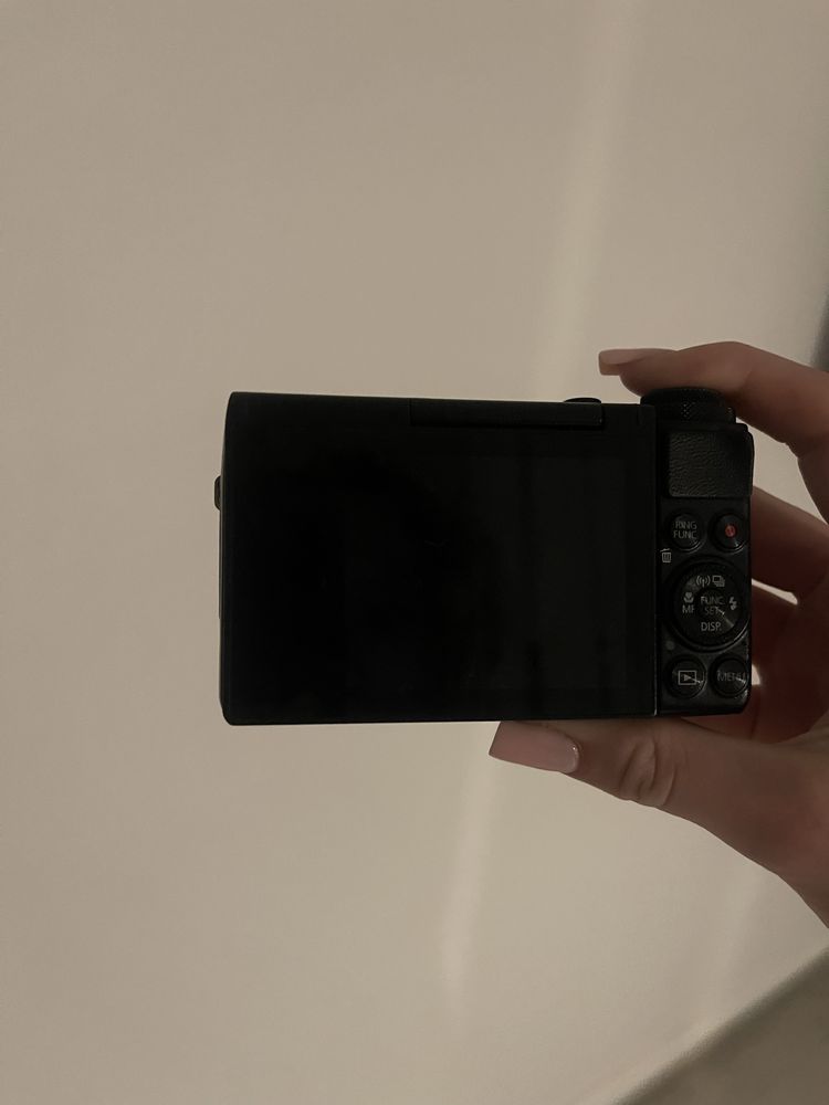 Canon G7X