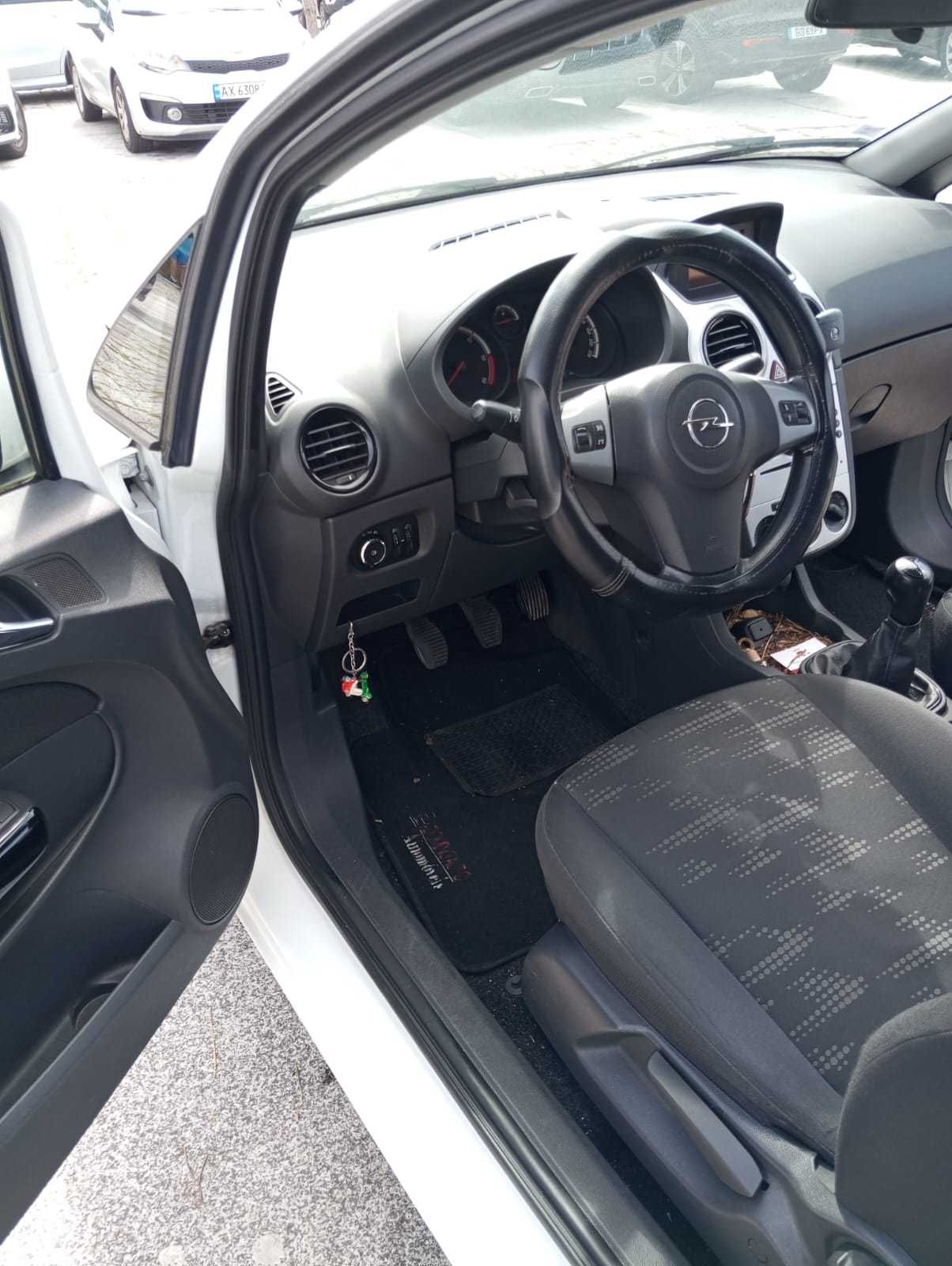 Opel corsa carro dois lugares