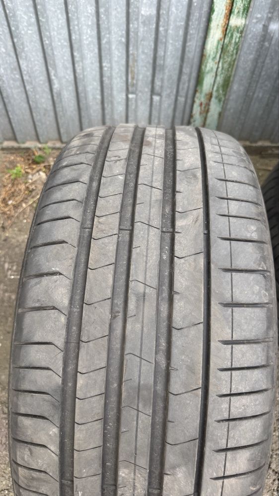 Шини різноширокі на BMW X5 Pirelli 275 40r20, 315 35 r20 різноширокі