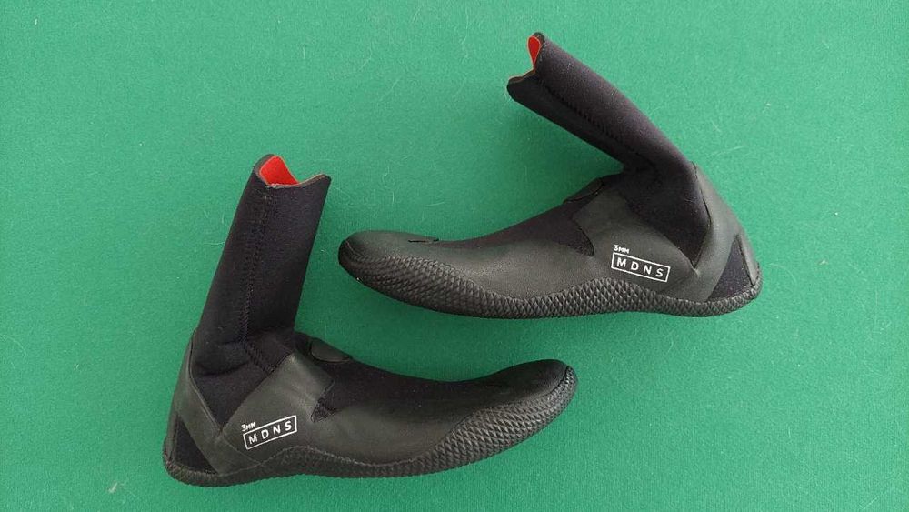Botas surf/bodyboard Madness novas tam. 38/39