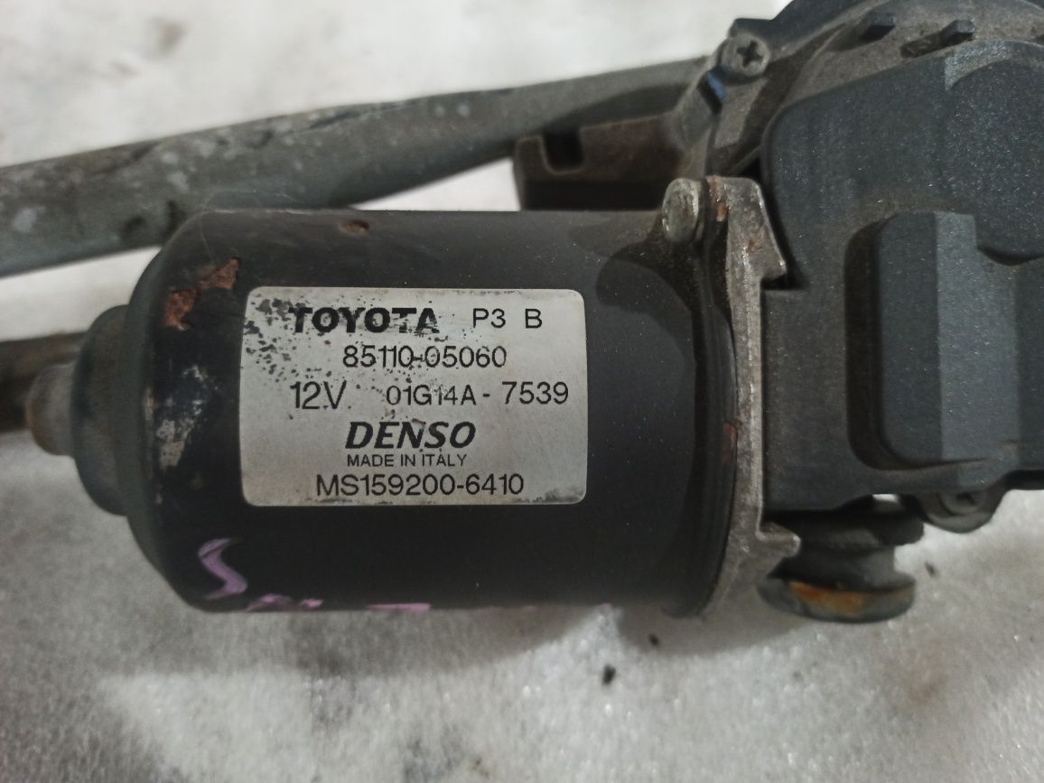 Трапеція двірників моторчик 85110-05060 Toyota Avensis T25