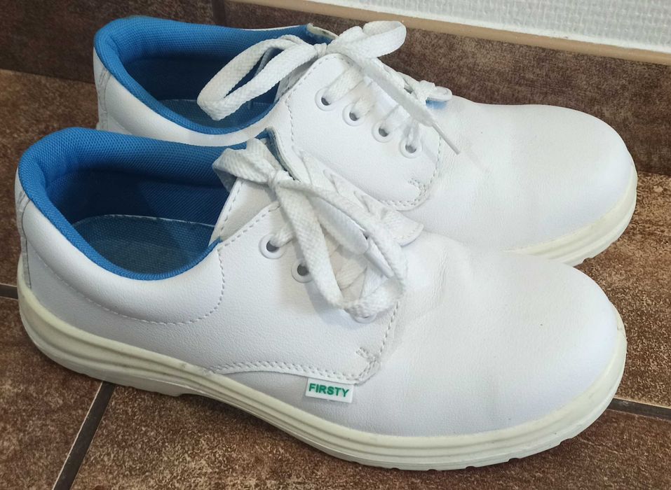 Buty robocze laboratoryjne roz. 41 jak nowe