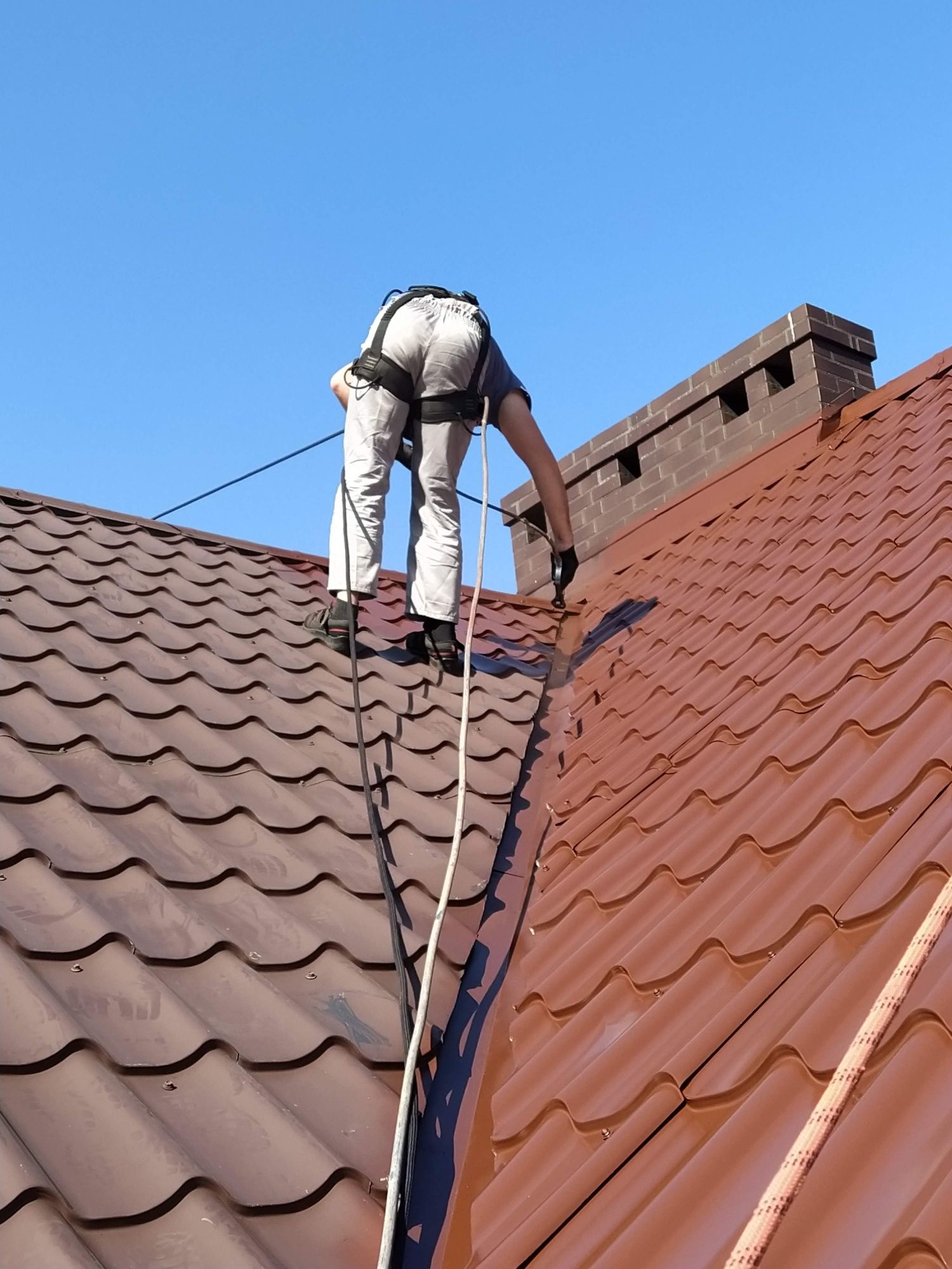 Malowanie Dachów Elewacji Konstrukcji Mallbud na terenie całej Polsk!