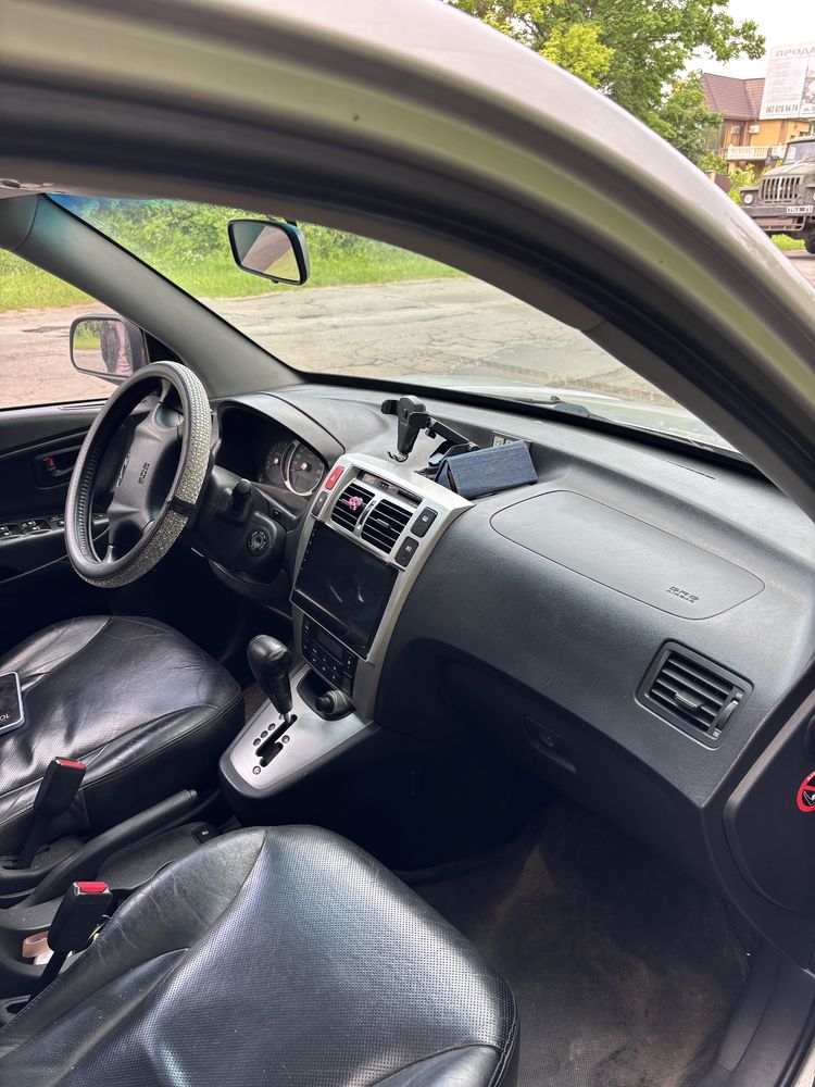 hyundai tucson 2.7 автомат
