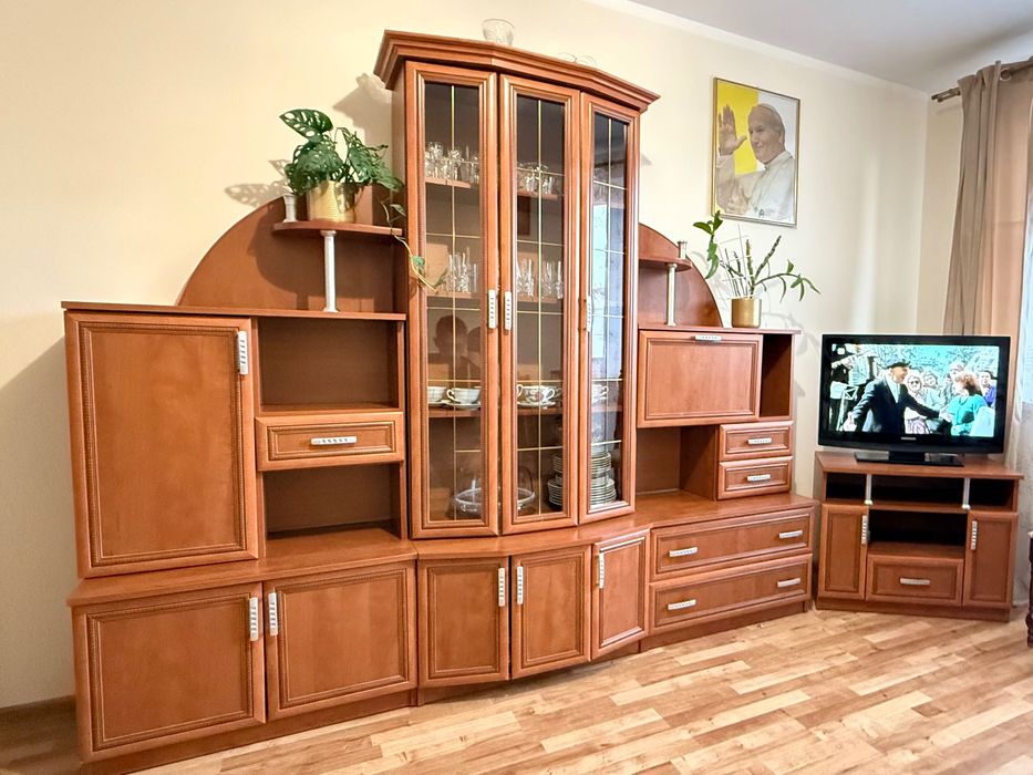 Meblościanka z szafką rtv