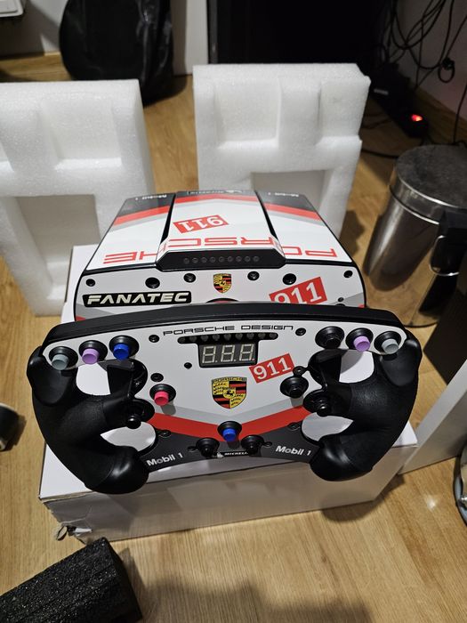 Fanatec CSL Elite + Clubsport Formula