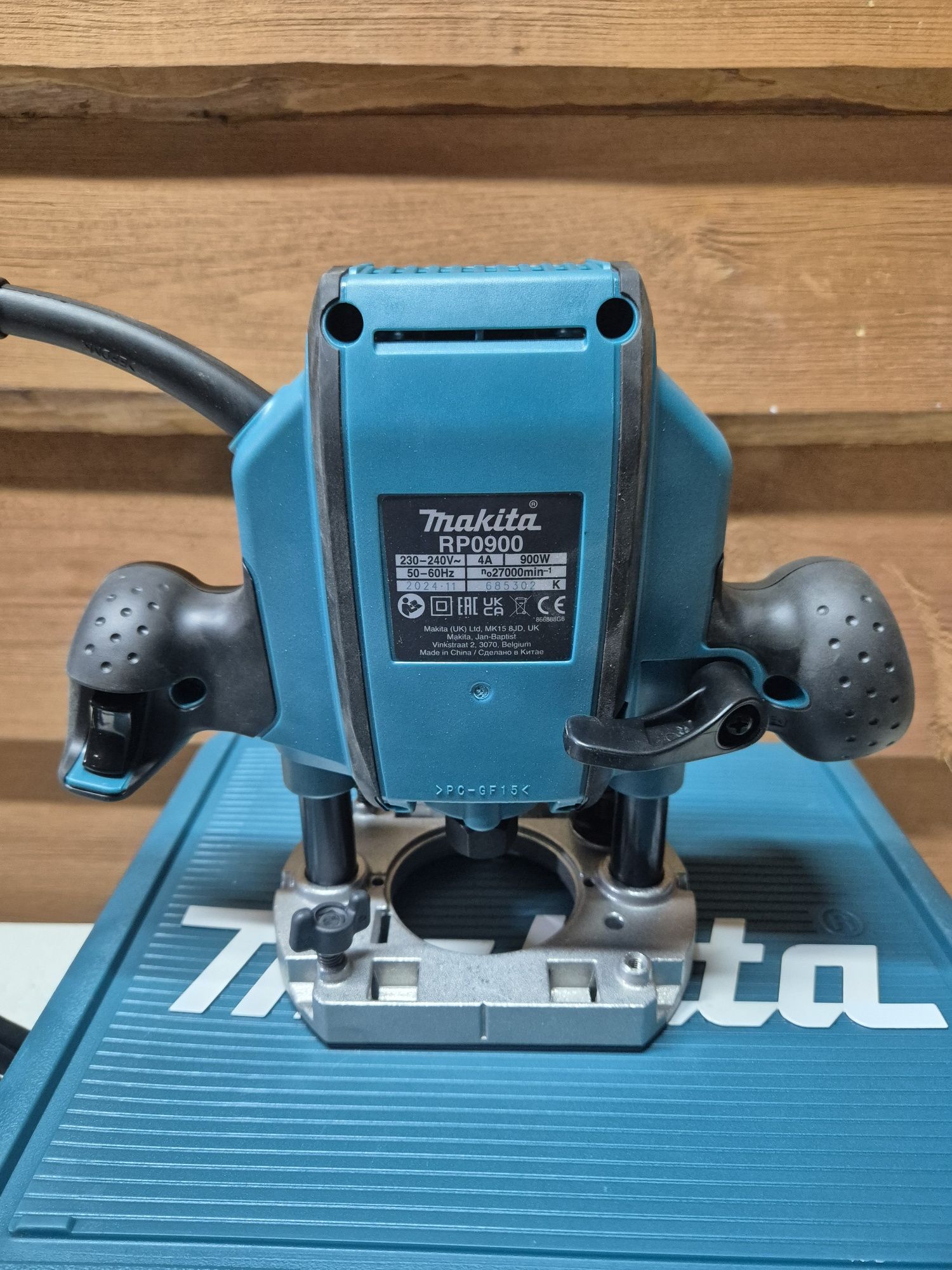 Makita Frezarka Górnowrzecionowa