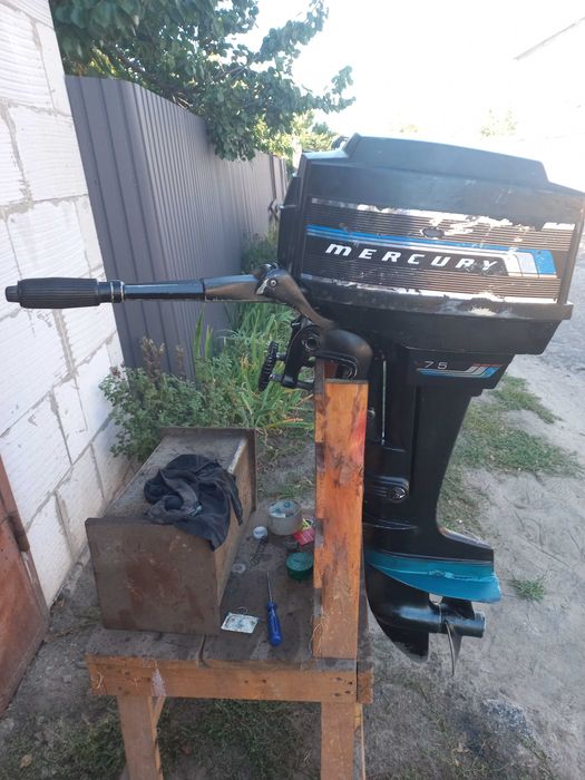 Лодочний двигун МЕРКУРІЙ 7.5