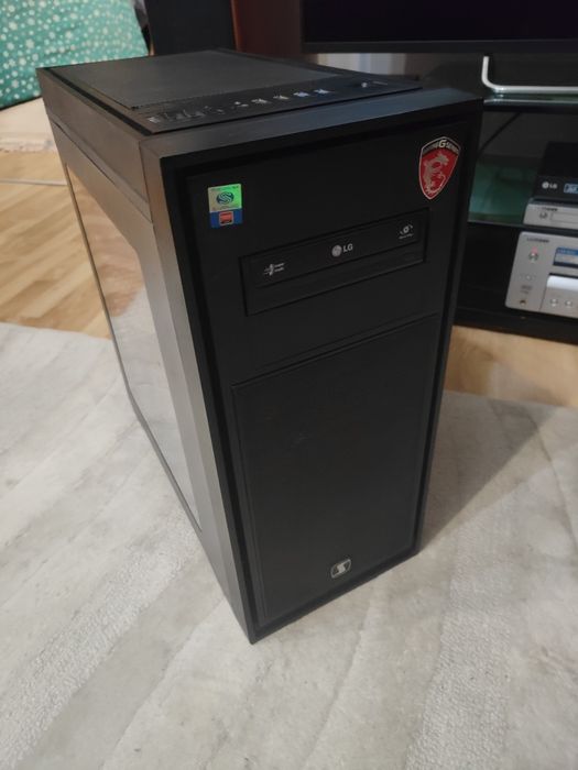 Komputer stacjonarny i5 6400 Radeon r7 370  4 GB 256 bit SSD i HDD