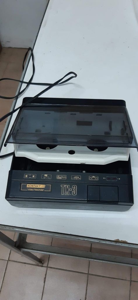 Rebobinador cassetes VHS