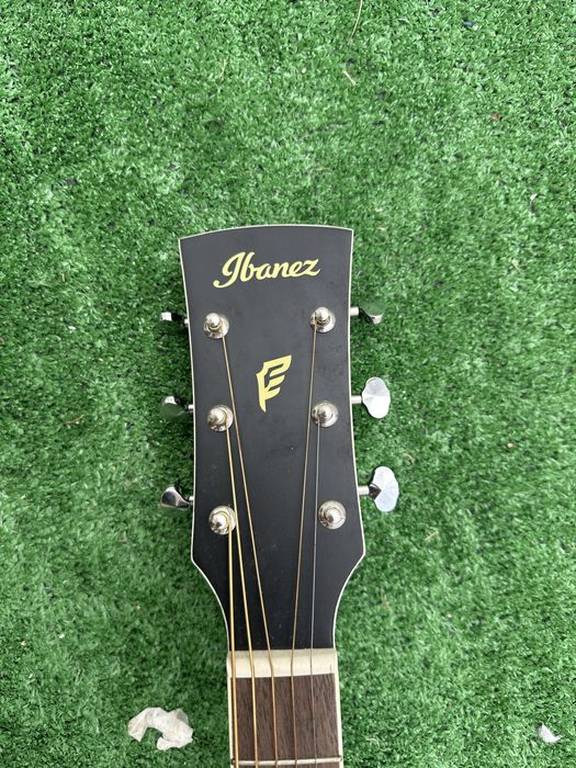 Guitara Ibanez nova perfeito estado