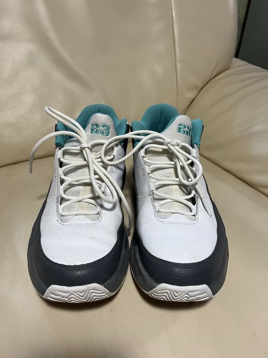 Чоловічі кросівки Jordan Max Aura 3