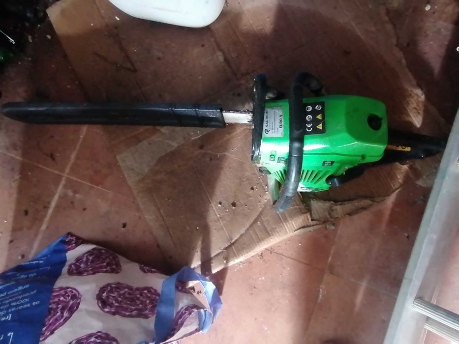 Motoserra a gasolina