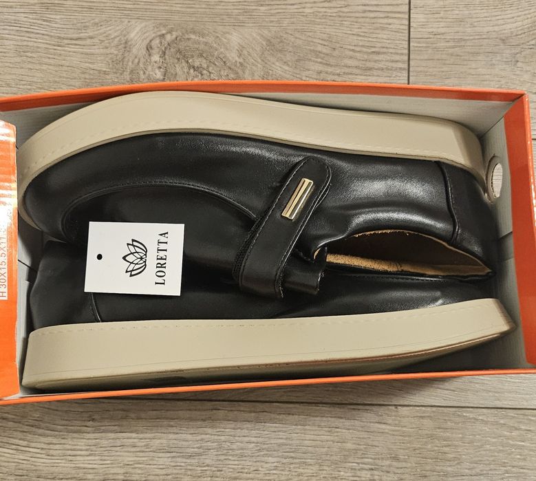 Продам чудові мокасіни лофери сліпони туфлі!!!р.41 на ножку 26-26.5см