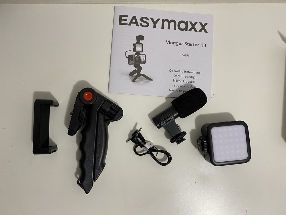Стартовий набір для відеоблогера EASY MAXX