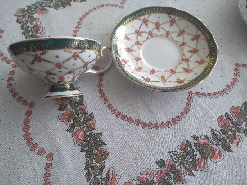 Spodek/ talerzyk porcelanowy do filiżanki