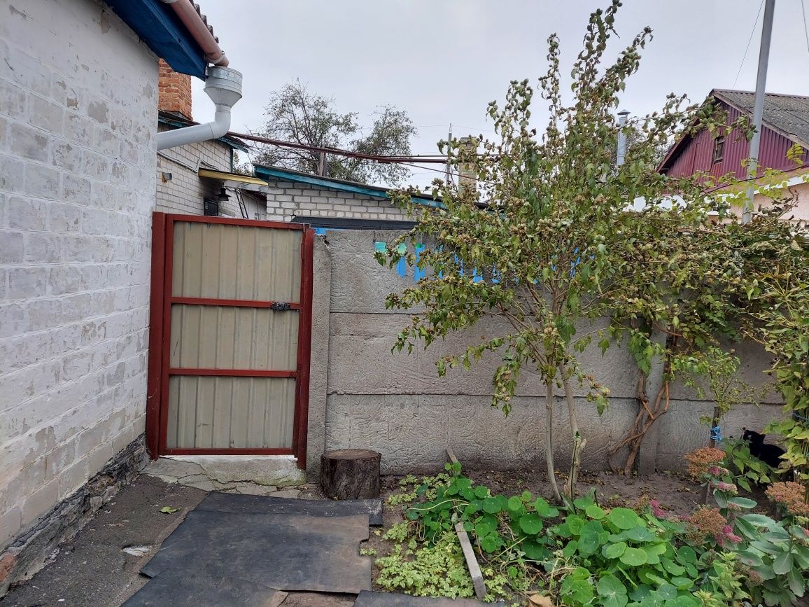 Продаж частини будинку