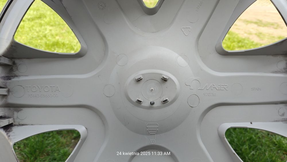 Koła stalowe 16 cali Toyota, Czujniki TPMS, oryginalne kołpaki