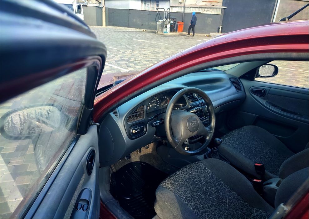 Продам Ланос SE комплектации.