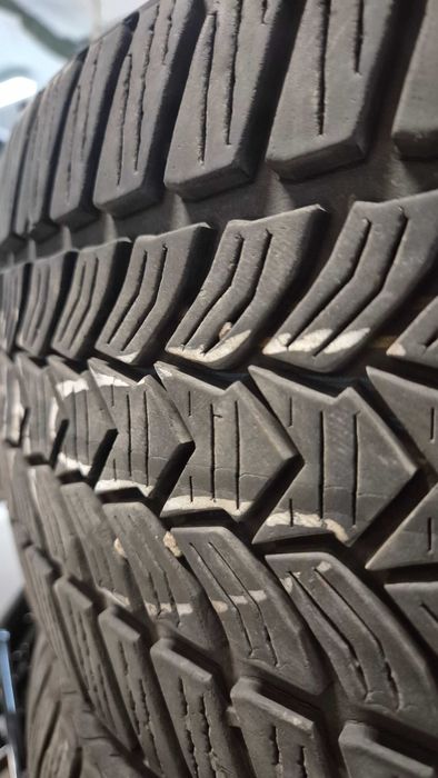 Opony zimowe Dębica Frigo Hp2 225/45/17