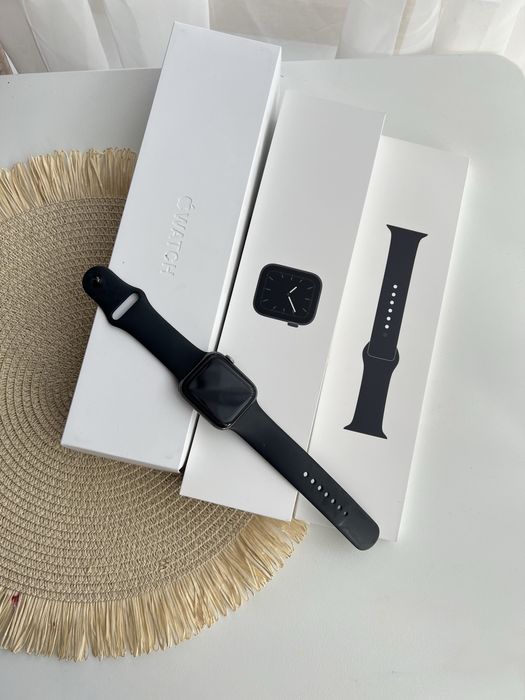 Apple watch 5 /44