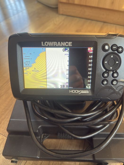 Echosonda Lowrance Hook Reveal 5 83/200 HDI