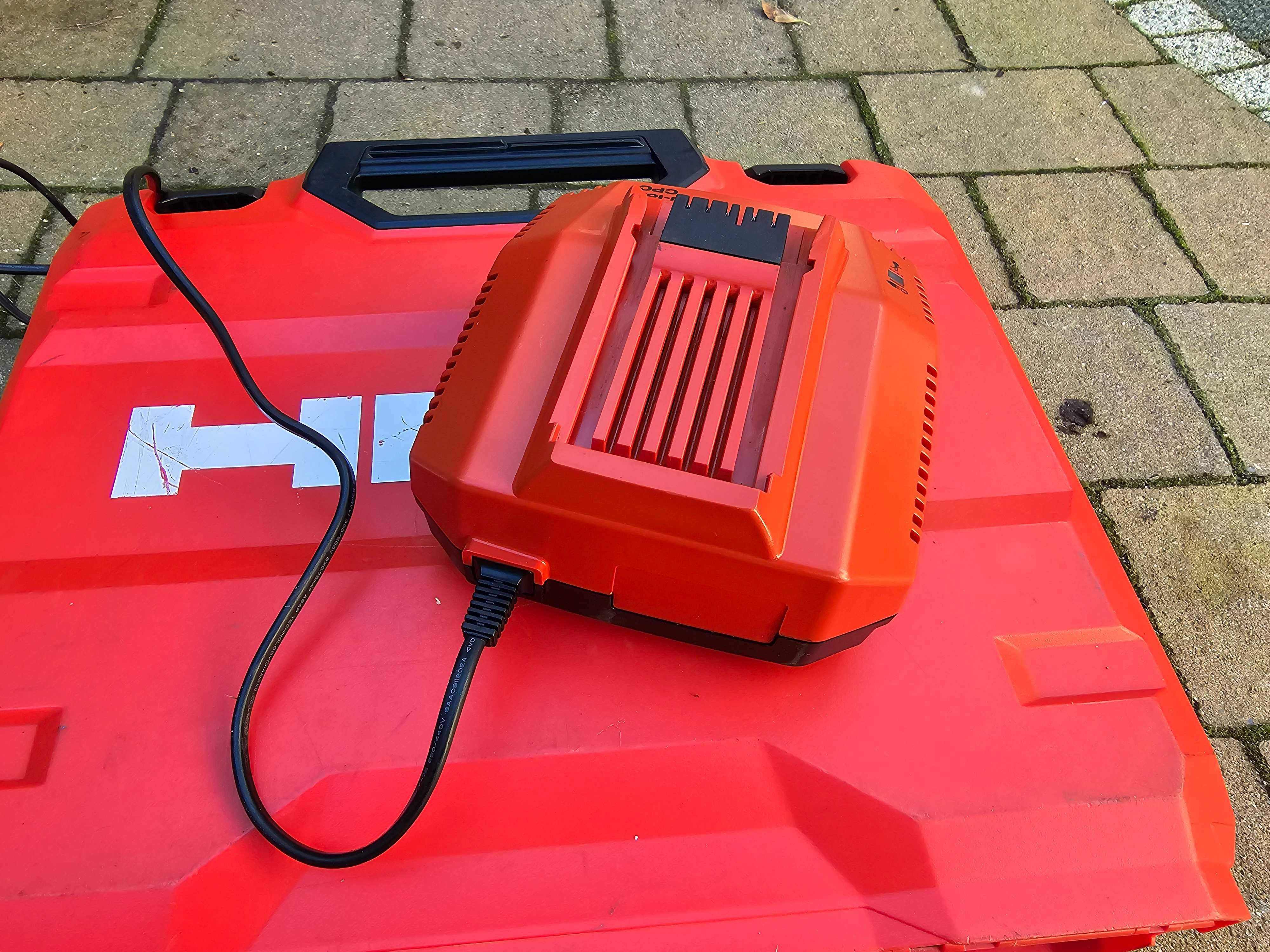 HILTI SF 8M-A22 wkrętarka 2x5,2Ah ładowarka walizka 4 biegi