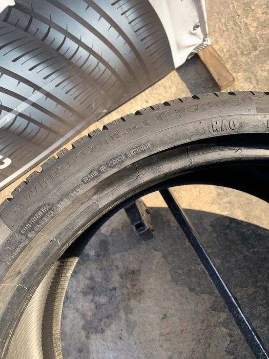 Шини 295/35 R21 пара Continental 2019p зима 7,5мм