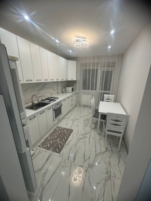 Без Комісії Оренда 3 -кімнатної квартири в Боздоші