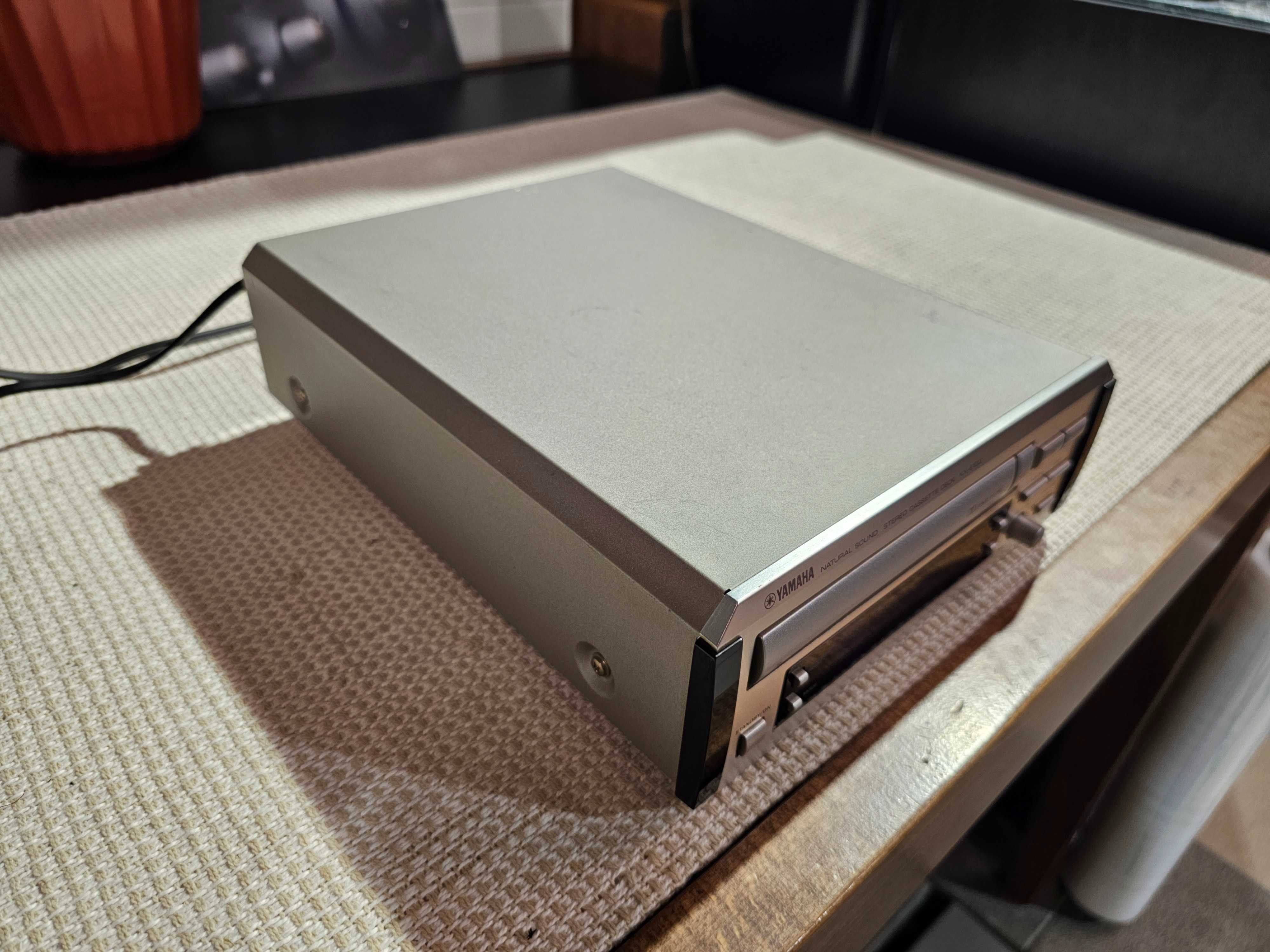Касетна дека Yamaha KX-E100