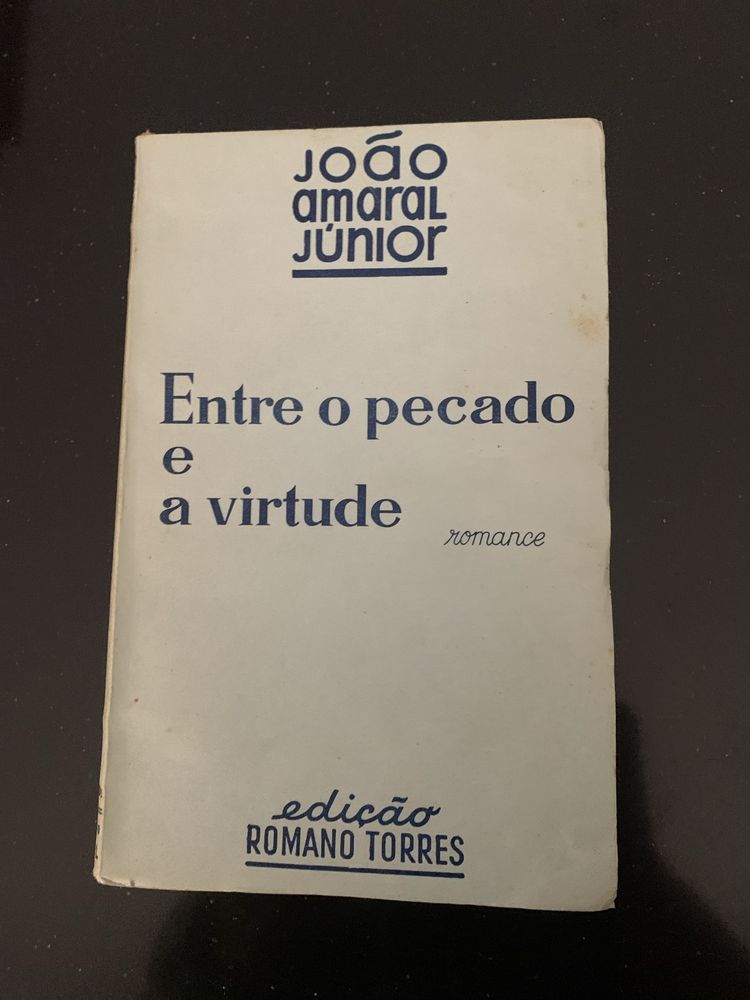 8 livros Colecção Azul. Edição Romano Torres anos 50.