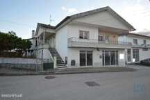 Casa tradicional T3 em Espinhal de 296,00 m2