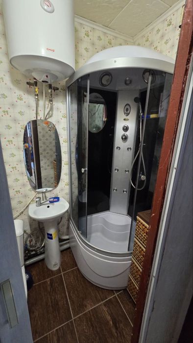 Продам 1 комнатную квартиру. Проспект Косиора.