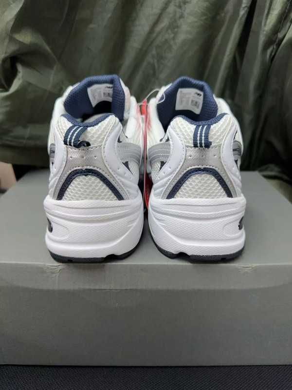 New Balance_530_white Moda_Buty_Mokasyny Mokasyny R.40.5