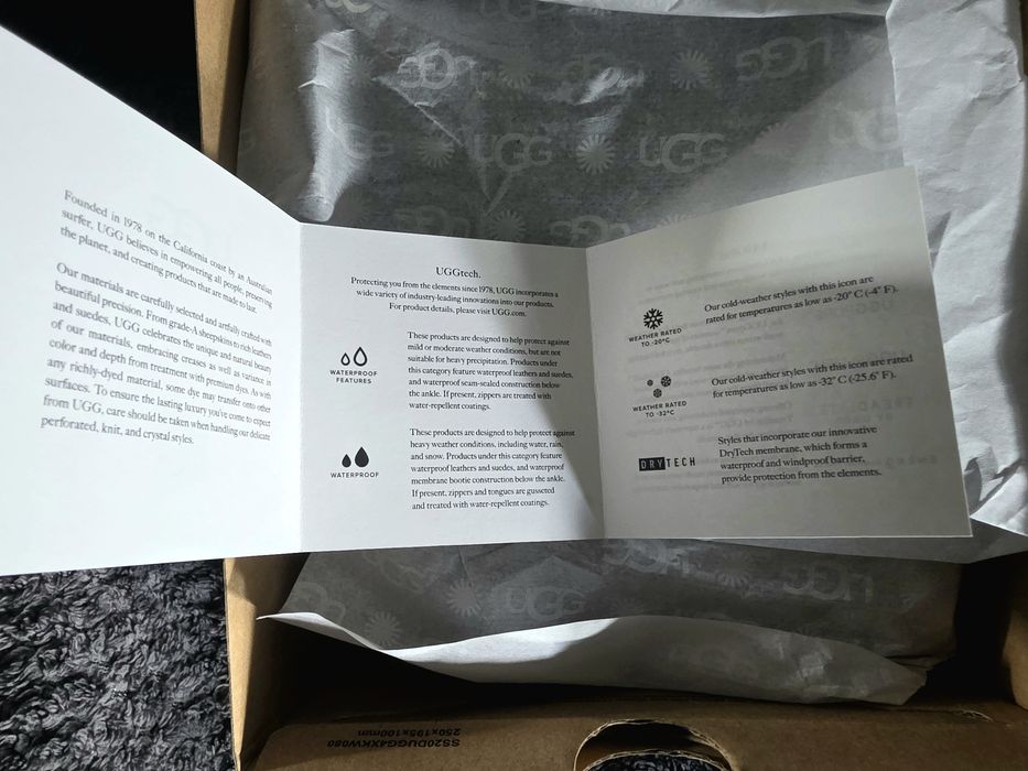 Nowe oryginalne śniegowce UGG 26