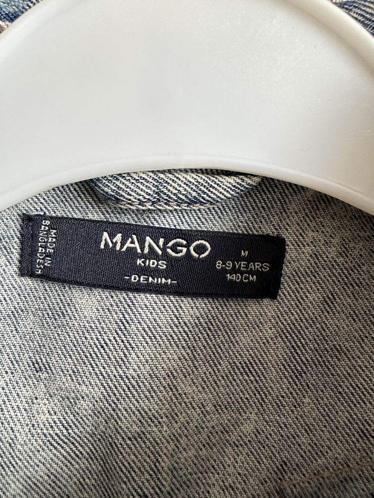 Джинсовая жилетка Mango