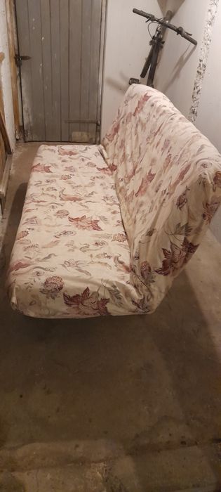 Sprzedam kanapę rozklad ą