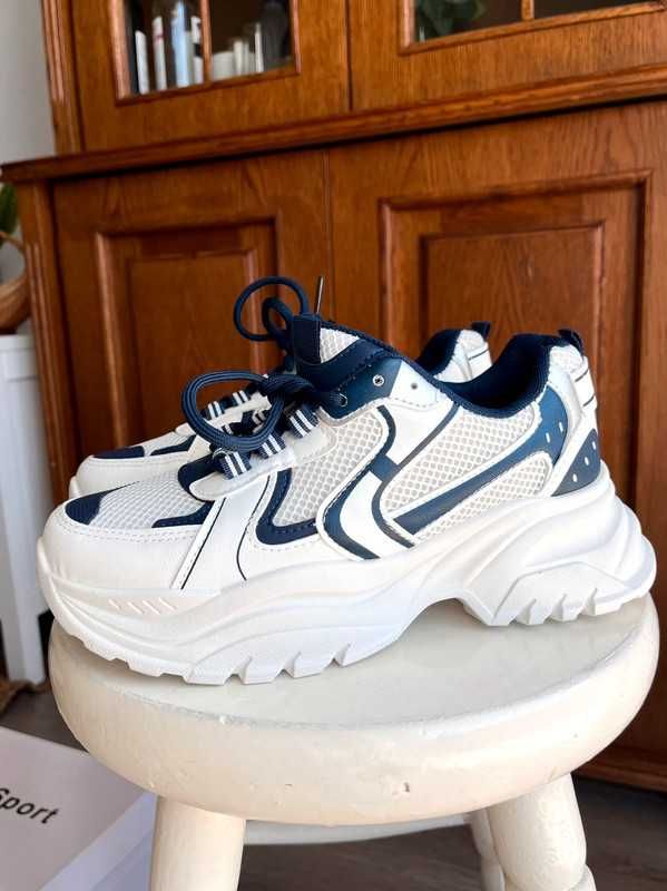 Nowe biało-niebieskie sneakersy gruba podeszwa jak fila adidasy r. 38