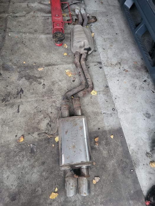 Wydech tłumik przelotowy e46 330d pasuje p&p