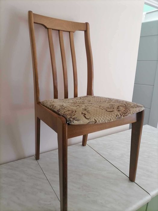Cztery Krzesła Vintage Retro Paczków PRL